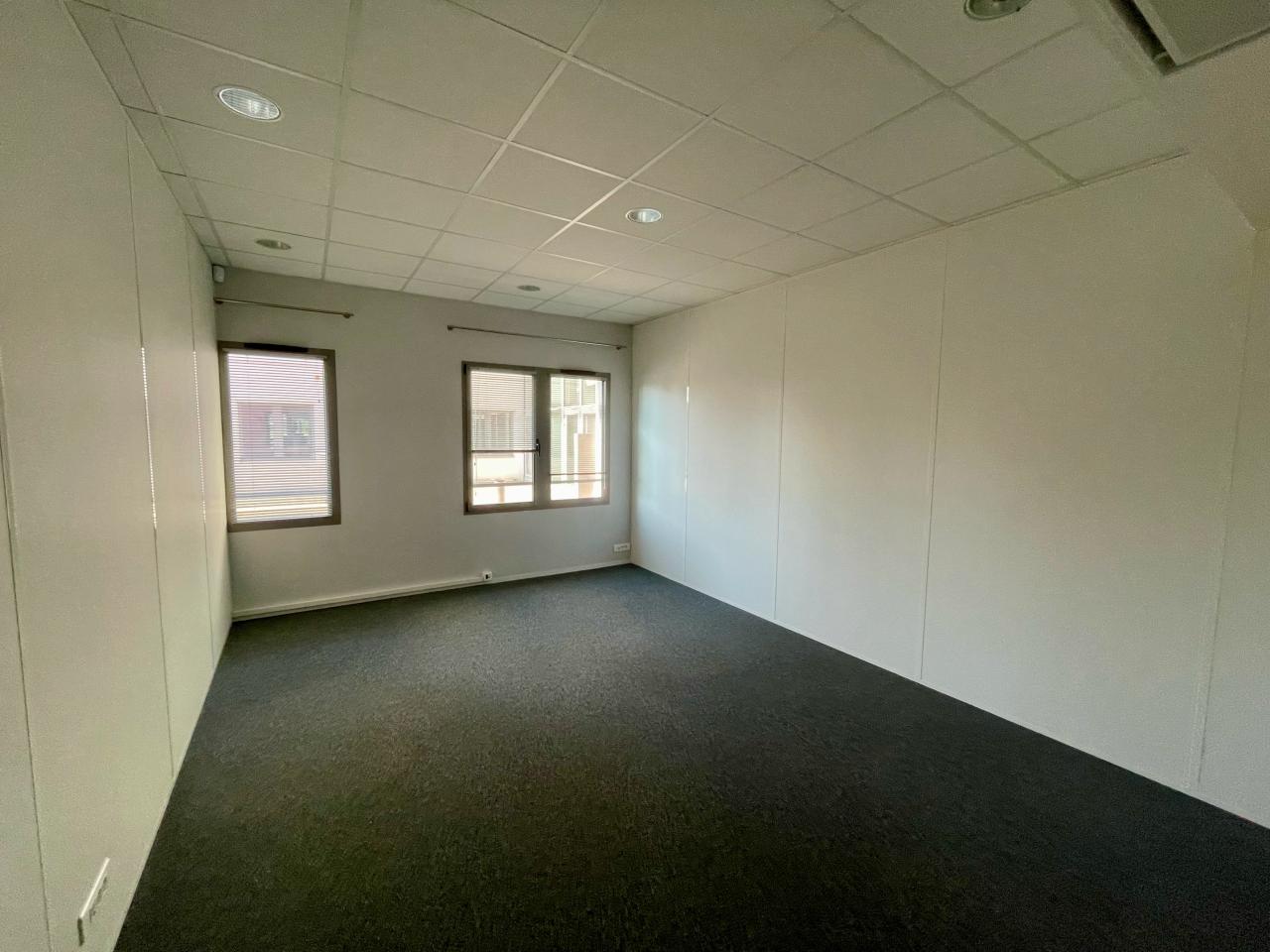 Bureau Orvault 335m² Location bureau Orvault Loire-Atlantique OLBUR2426391 6